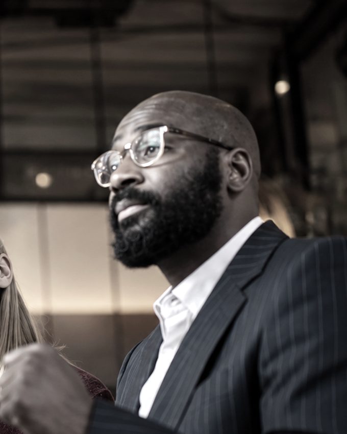 An adviser in conversation